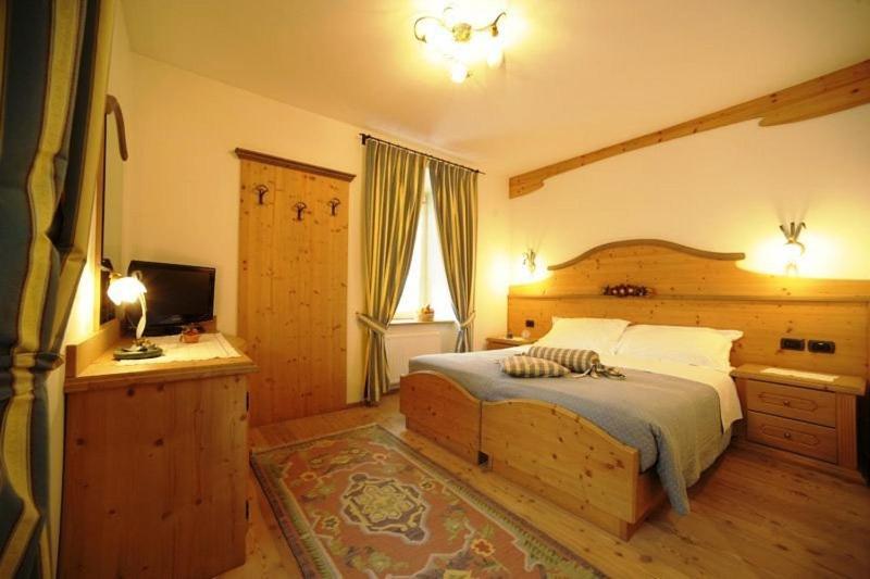 Locanda Alpina Brez Exteriér fotografie